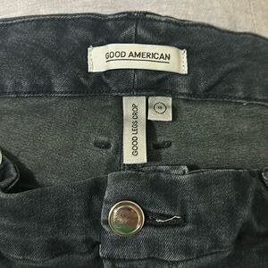 Good American Good Legs Cropped Jeans, 18